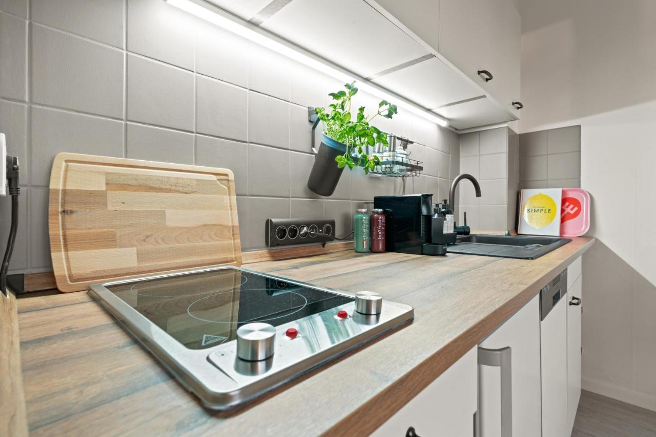 Ferienwohnung Louise's Sunset - by Heinke Wohnraum Friedrichshafen Exterior foto