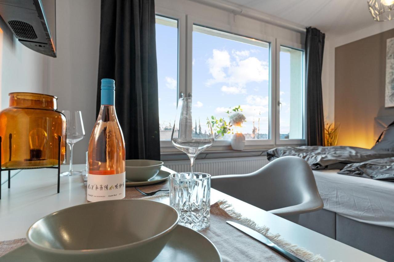 Ferienwohnung Louise's Sunset - by Heinke Wohnraum Friedrichshafen Exterior foto